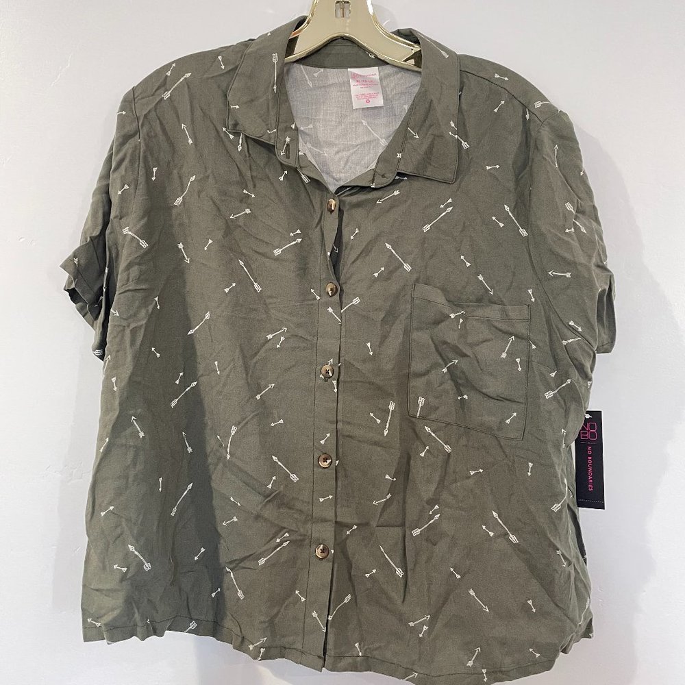 NWTs No Boundaries Button up Green Arrow Shirt (XL) - Picture 1 of 4